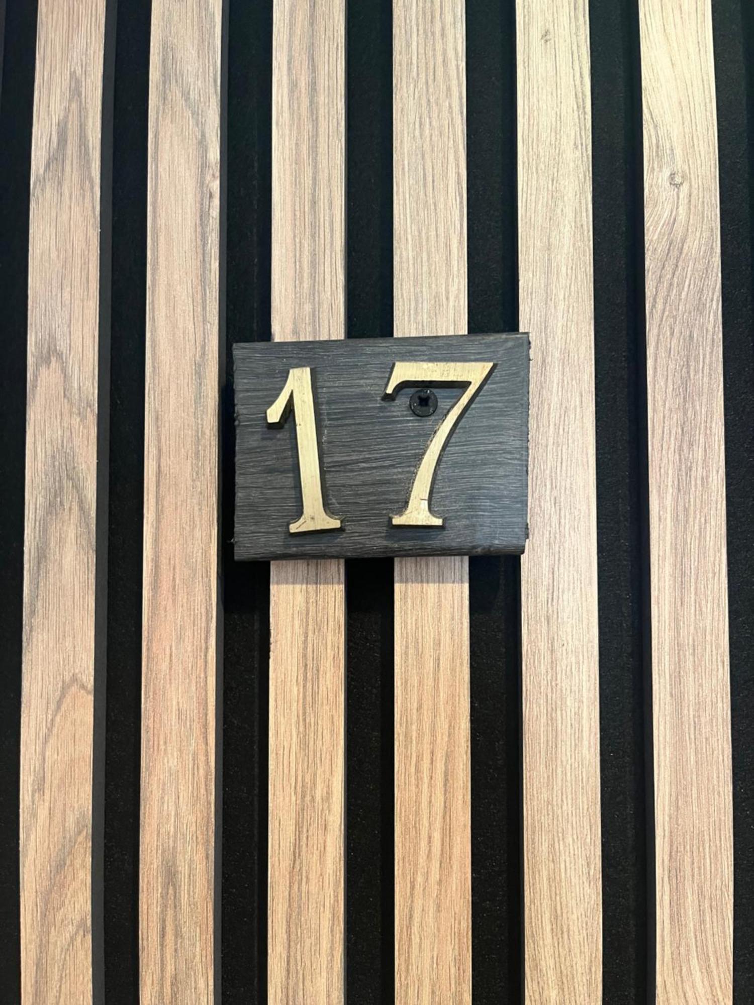 Hostal Legaz Funes Exteriör bild